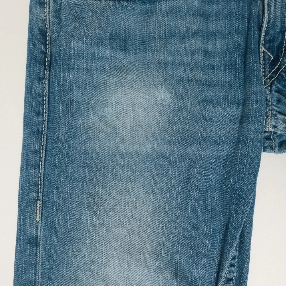 True Religion Jeans Womens 34 x 32 Blue Denim Bootcut Flaws On Pockets